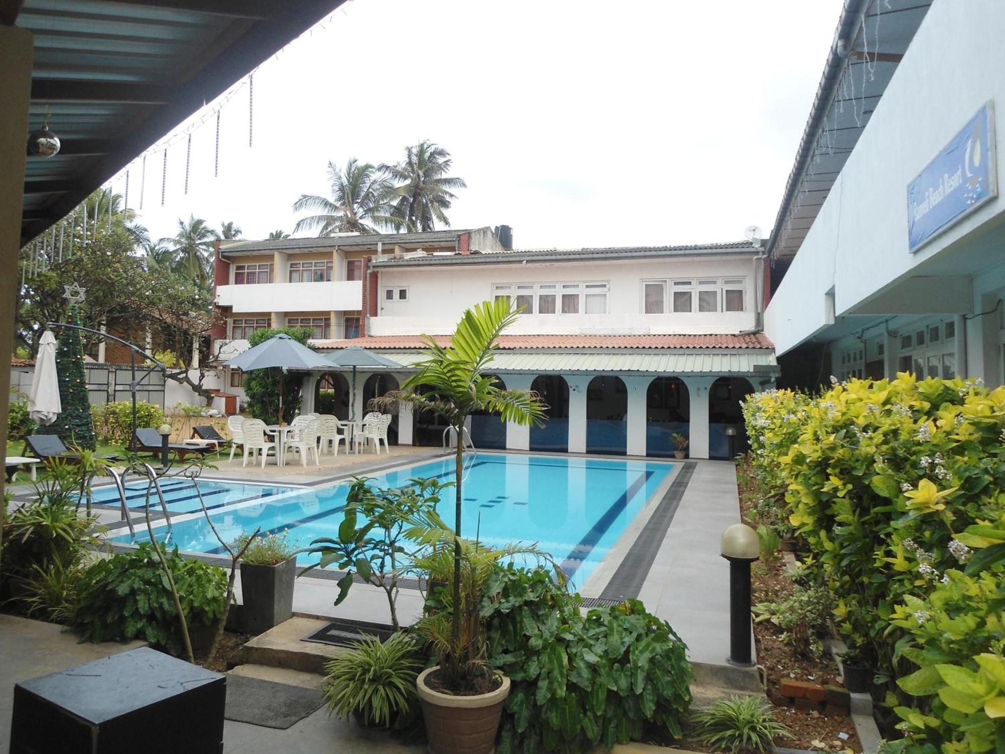 Ranveli Beach Hotel Dehiwala-Mount Lavinia Buitenkant foto